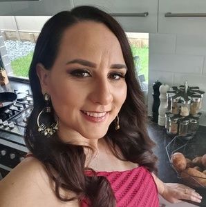 Meet your Posher, Mel